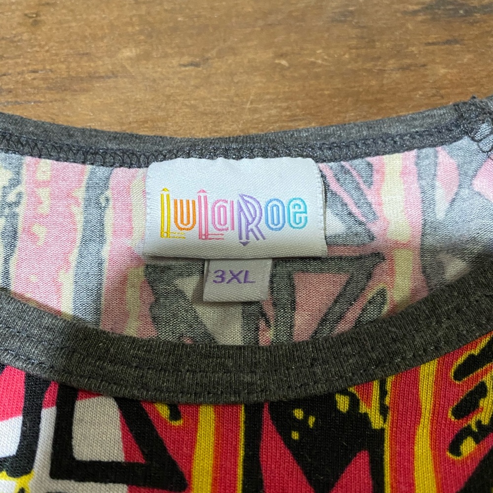 Lularoe Randy - Picture 3 of 4